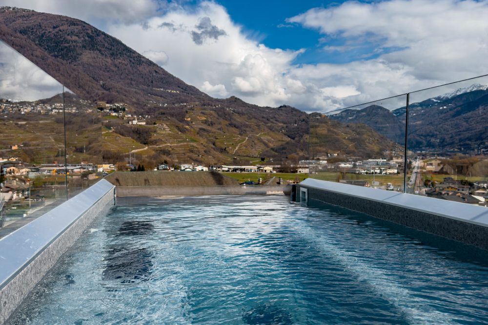 Wine hotel in Lombardia piscina panoramica